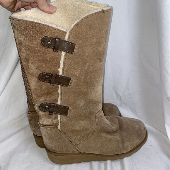 BearPaw Hayden Cowhide Wool Sheepskin Buckle Tall Shoe Boot 7 Tan Women Suede - Picture 1 of 10